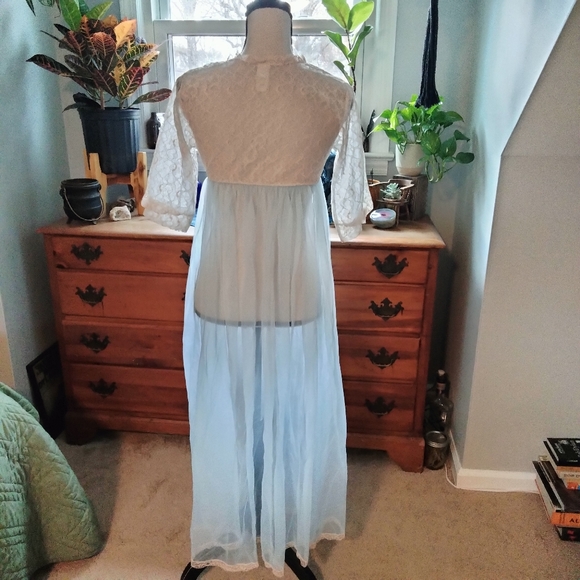 Paulane Lingerie Nightgown Robe Blue w Cream Lace Overlay Small - Picture 6 of 6